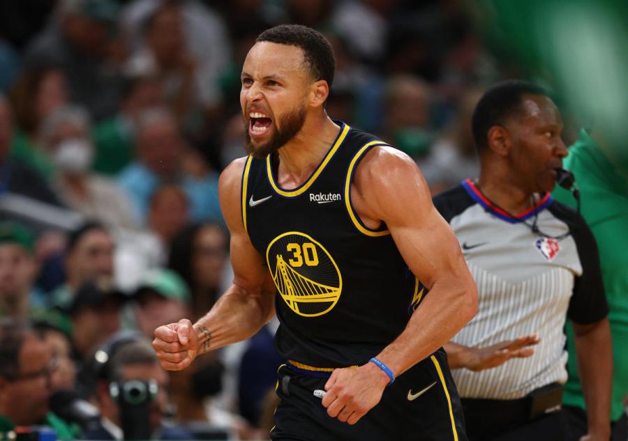 NBA / 15年Curry落選FMVP真相!投票記者回顧:因一哥改變勝局+防住詹姆斯,不後悔投票!-黑特籃球-NBA新聞影音圖片分享社區