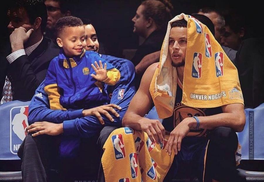 天賦不足仍能進NBA,甚至帶隊奪冠!大學名校後悔沒選柯瑞,柯瑞成名前:父親遍求大學落魄遭拒!-黑特籃球-NBA新聞影音圖片分享社區