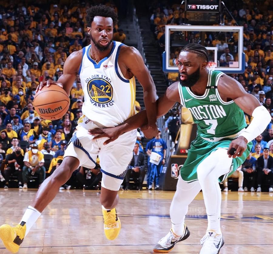 NBA / 僅打35分鐘?Wiggins扔掉枸杞杯,科爾卻讓他強行養生,這可是冠軍賽啊!-黑特籃球-NBA新聞影音圖片分享社區