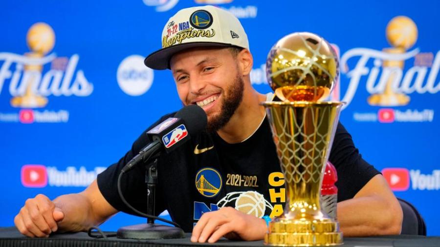 Petty King' Stephen Curry calls out his doubters after winning fourth  championship with Warriors: 'I hear all the narratives' | Sporting News