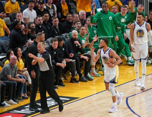 NBA / G1被逆轉後,勇士老大下達軍令狀!Curry:G2必須反彈,要用一切必要的手段贏下四場比賽!-黑特籃球-NBA新聞影音圖片分享社區