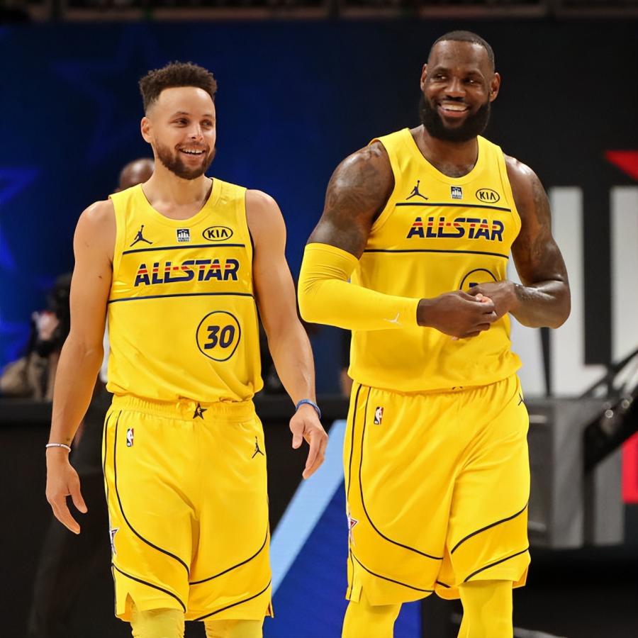 NBA / 冠軍賽勇士綠軍二選一,詹姆斯直言更想去勇士打球,球迷:詹柯聯手能拿10個冠軍!-黑特籃球-NBA新聞影音圖片分享社區