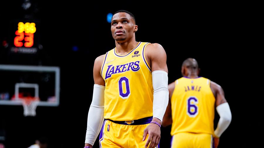 LeBron James says Russell Westbrook 'second-guessed' himself in Lakers' OT win vs Knicks | Marca