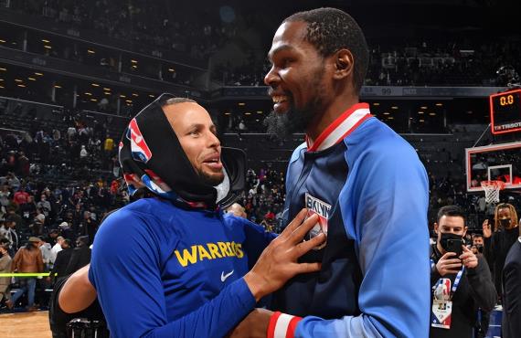 NBA / 熱議!匿名經理稱勇士擔心杜蘭特擊敗他們,提出建議:珍惜Curry巔峰期該棄年輕人!-黑特籃球-NBA新聞影音圖片分享社區