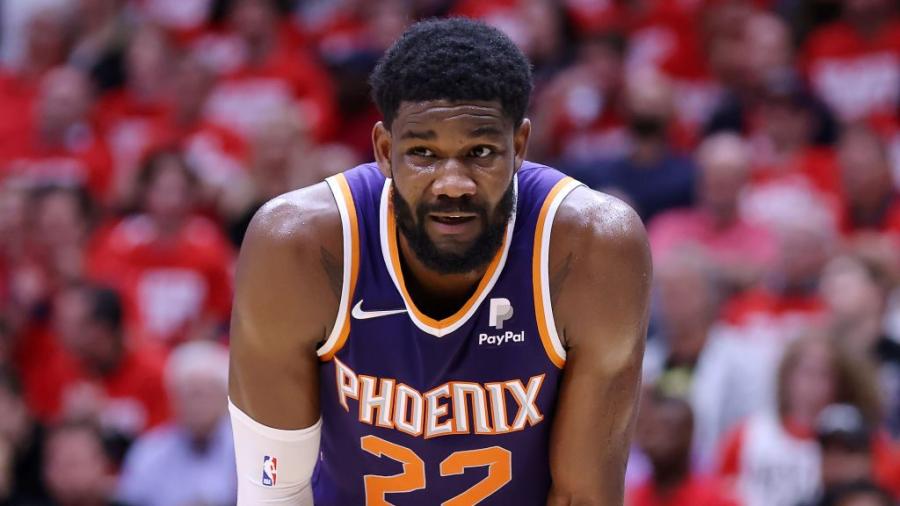 Deandre Ayton 'happy to put free agency behind' him, re-signs with Suns