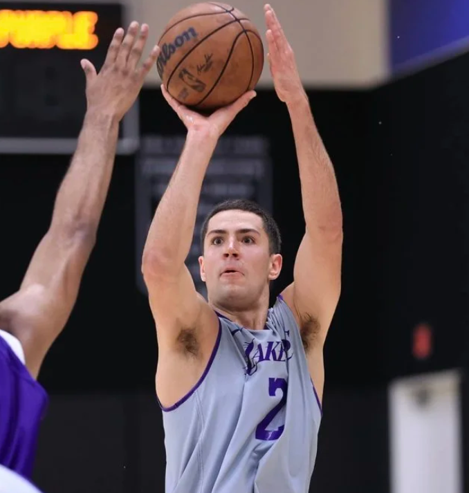 NBA / 落選秀高效轟21分!5場比賽飆進17顆三分,神似高個柯瑞準的離譜!(影)-黑特籃球-NBA新聞影音圖片分享社區