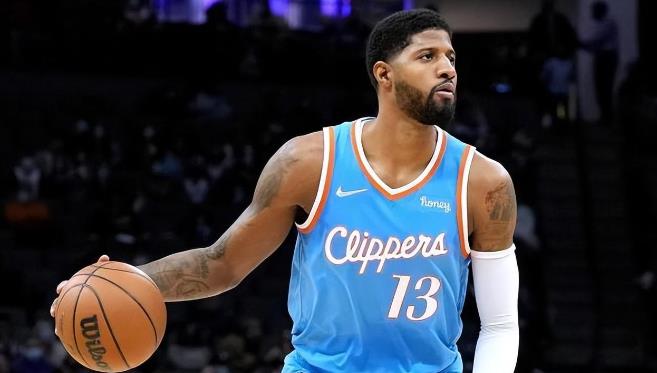 NBA一夜7大動態:尼克拒絕出手羅斯,鵜鶘雙星休賽期消失,公牛內線悍將想簽4年1.18億!-黑特籃球-NBA新聞影音圖片分享社區