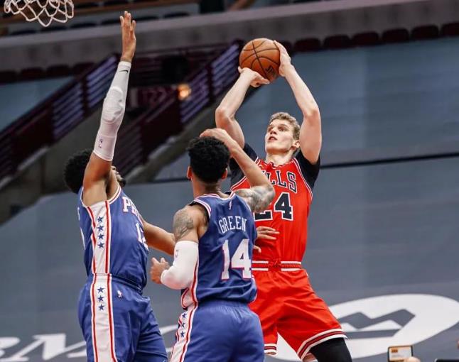 高估他了!本以為是Nowitzki接班人,到差點無球隊接手,培養5年一直原地踏步!-黑特籃球-NBA新聞影音圖片分享社區