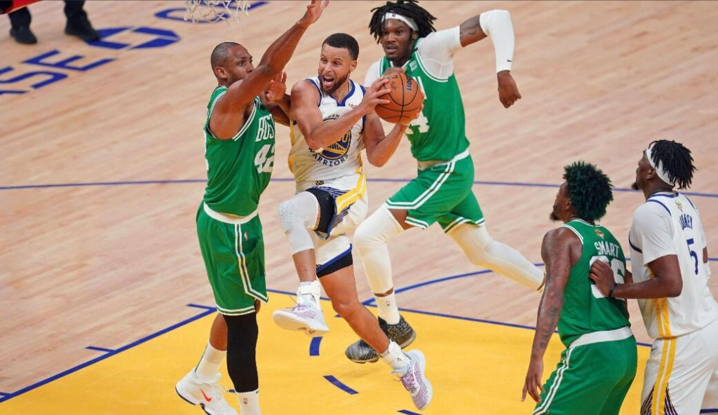 NBA / 冠軍賽場均31.2分,為何身為DPOY的聰明哥都防不住柯瑞?這一點尤其關鍵!-黑特籃球-NBA新聞影音圖片分享社區