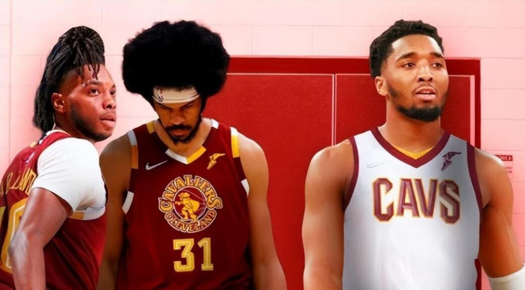 NBA / 被交易後米契爾太激動!繞高爾夫球場大喊大叫,連線克城好友比剪刀手!-黑特籃球-NBA新聞影音圖片分享社區