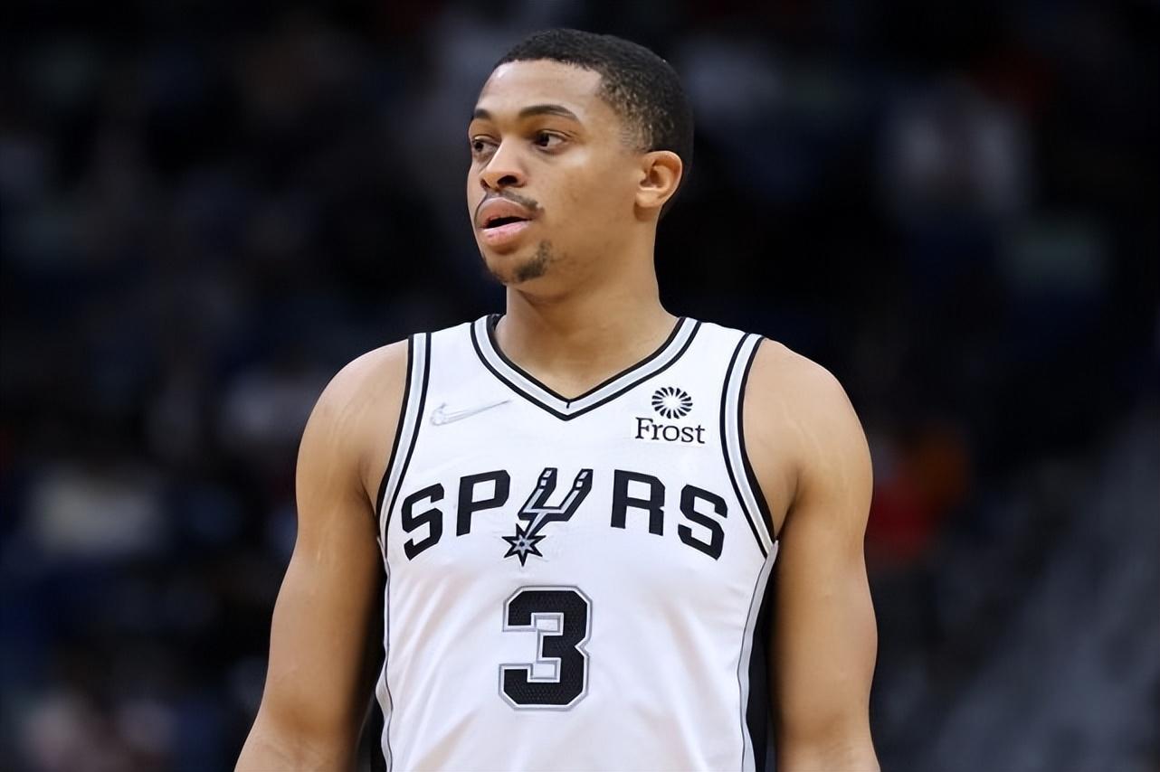 NBA又傷一人:馬刺官宣新星右肩脫臼,預計新賽季開始時復出-黑特籃球-NBA新聞影音圖片分享社區
