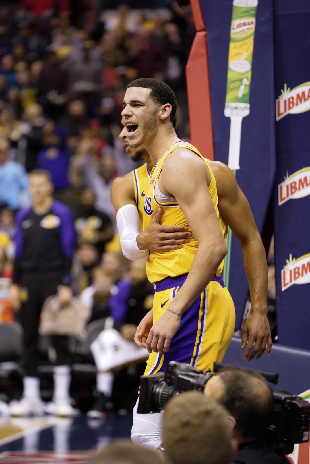 Lonzo_Ball_yell_upset