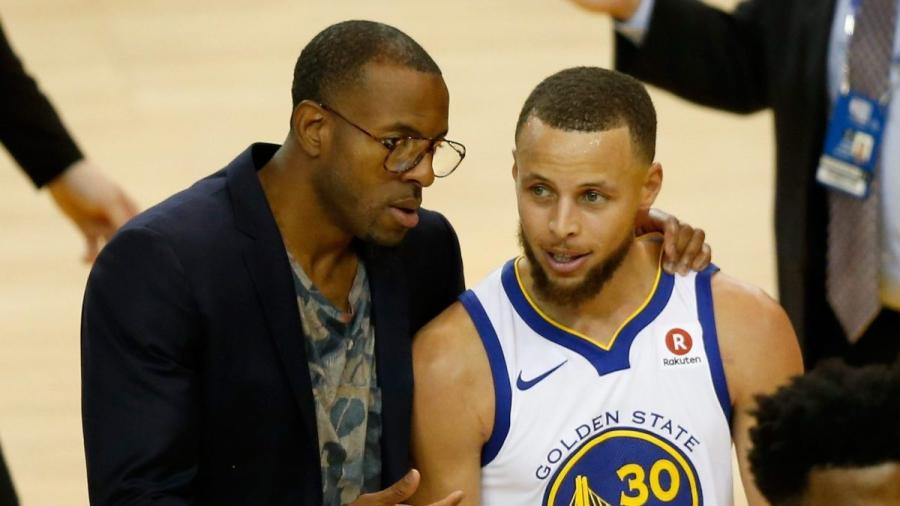 Warriors Rumors: Andre Iguodala Tells Stephen Curry This is Last Season |  Heavy.com