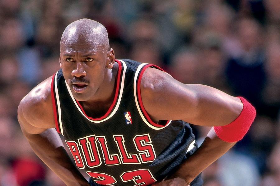 Michael Jordan's Unique Style is Pure 90s Inspiration - Oracle Time