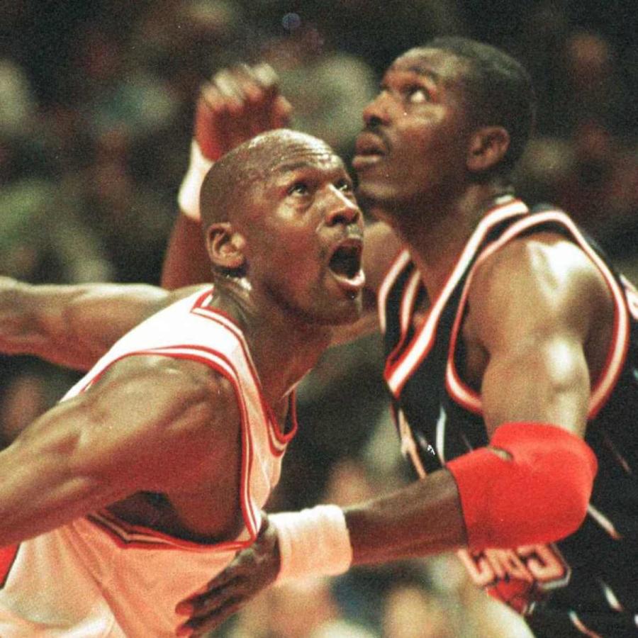 The game that made Jordan worried about facing Hakeem in the NBA Finals. -  Basketball Network - Your daily dose of basketball