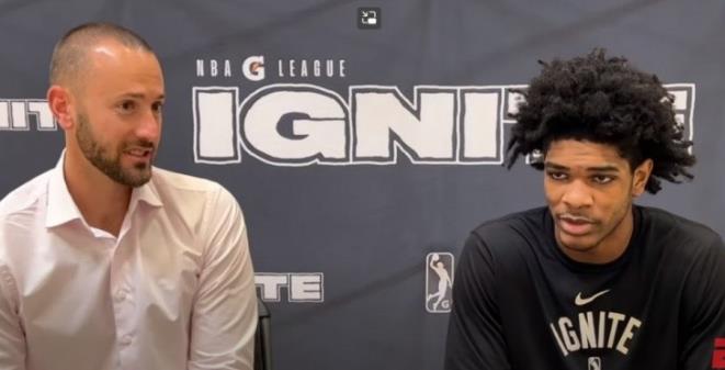 NBA / Wembanyama自信談明年潛在狀元競爭對手:如果我沒出生的話,那Henderson應該是狀元秀!-黑特籃球-NBA新聞影音圖片分享社區