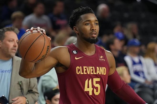 打球不獨了！19分鐘轟16+5，米球完美契合Garland獲盛讚，騎士這筆交易口碑反轉！（影）-黑特籃球-NBA新聞影音圖片分享社區