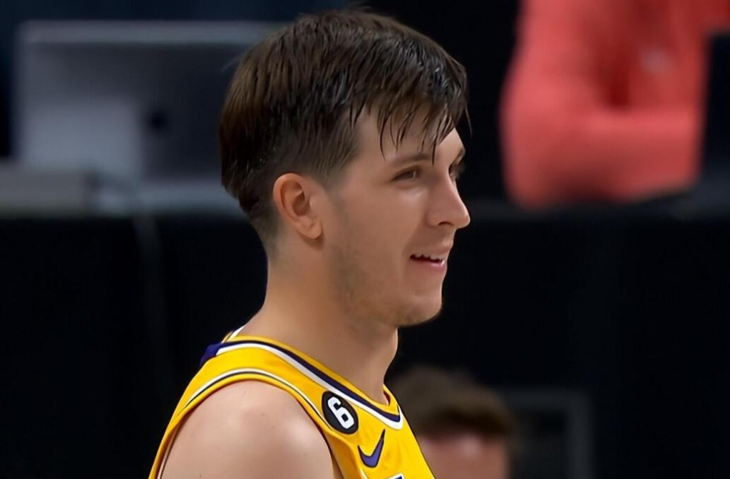 NBA / 【影片】兩連敗卻有驚喜！湖人奇兵填滿數據欄，背後追擊「帽炮」太賣力，球迷：他就像有頭髮的Caruso！-黑特籃球-NBA新聞影音圖片分享社區