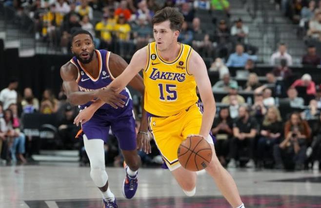 苦練沒有白費！Reaves兩大特質有望成新版「禿曼巴」，球風適配三巨頭詹姆斯：我是他的球迷！-黑特籃球-NBA新聞影音圖片分享社區