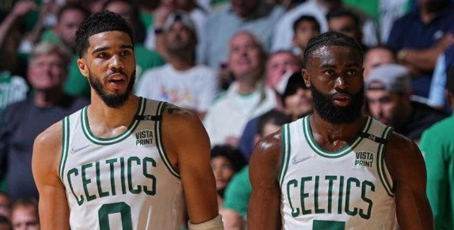 綠軍雙探花打破不和傳言！稱輸掉冠軍賽太痛苦，尤多卡「桃色事件」反而令球隊更團結！-黑特籃球-NBA新聞影音圖片分享社區