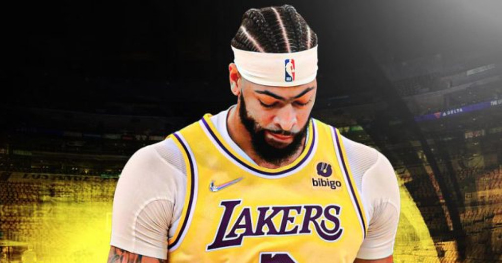 Lakers_-Anthony-Davis-Reveals-Shocking-Details-About-Wrist-Injury-678x381