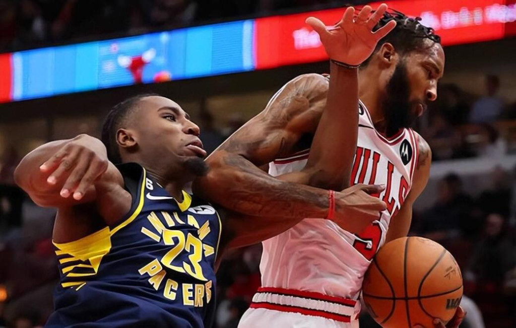 NBA / 【影片】不講武德!最後勝負已定,對手都放棄進攻,溜馬菜鳥卻玩偷襲抄截一條龍!-黑特籃球-NBA新聞影音圖片分享社區