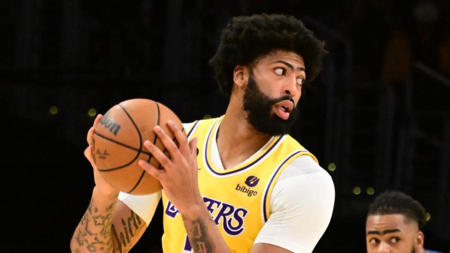 Anthony Davis on playing center: 'I trust coach's decision' | Yardbarker