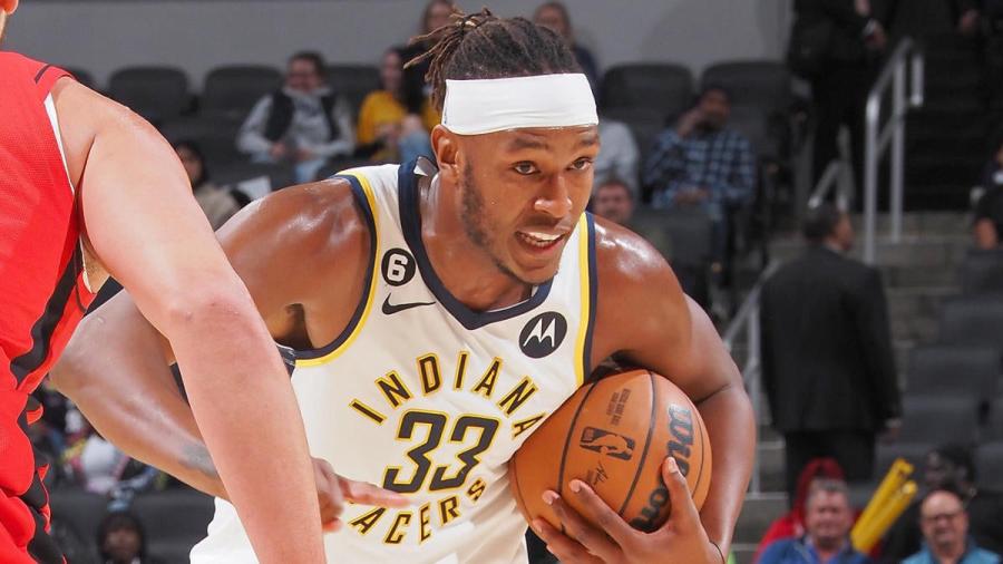 Myles Turner injures ankle after landing on ball boy's foot in pregame warmups, misses Pacers' season opener - CBSSports.com