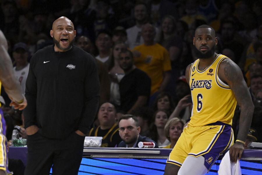 Lakers Injury Report: LeBron James still 'day-to-day' with groin injury -  Silver Screen and Roll