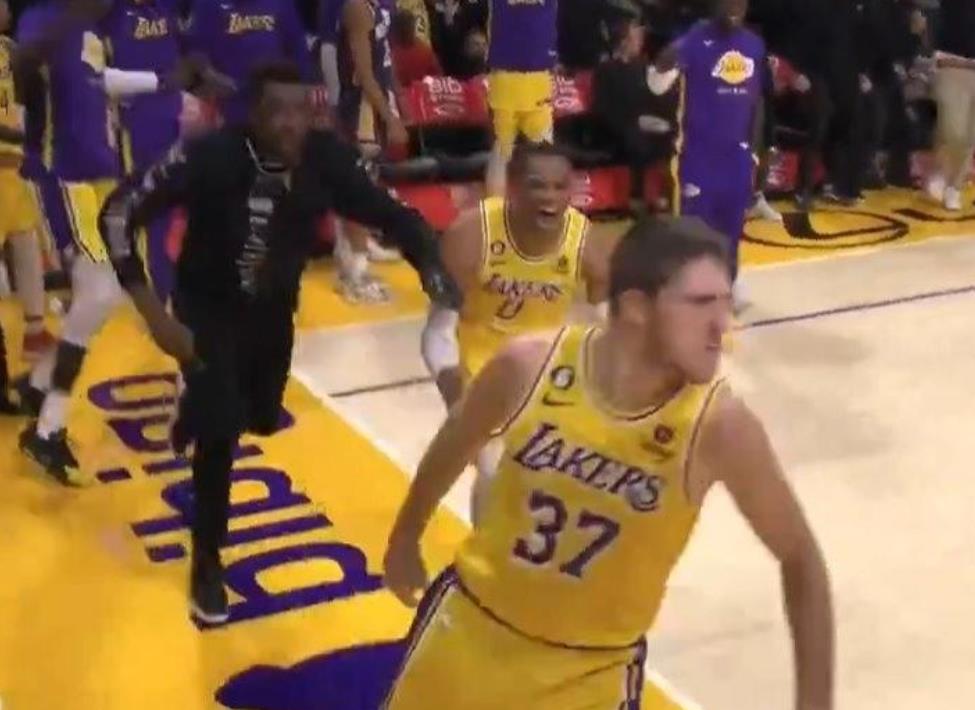 NBA / 絕平三分+兩連勝!湖人暴露三大缺陷:兩將成完美拼圖,威少仍得走?-黑特籃球-NBA新聞影音圖片分享社區