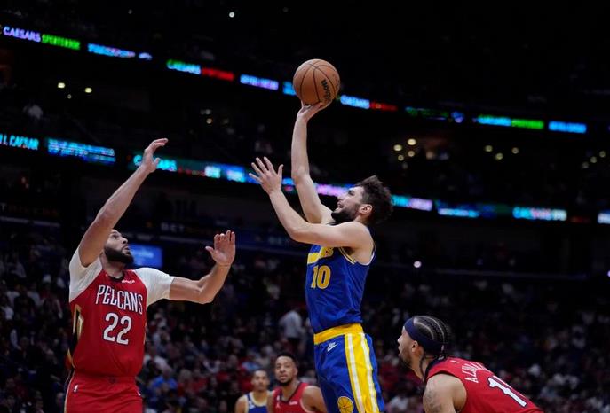 NBA / 兩人還未轉正,全場合砍34+9!勇士輸球卻發現寶,關鍵時刻有大用!-黑特籃球-NBA新聞影音圖片分享社區