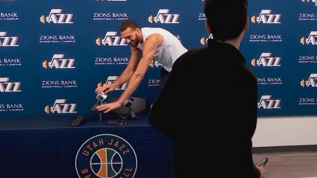 梅開二度!戈貝爾因觸發健康安全協議缺席比賽,他曾是NBA新冠確診首人!-黑特籃球-NBA新聞影音圖片分享社區