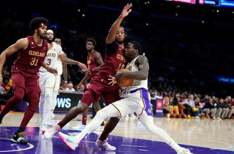 NBA / 威少改打替補數據暴漲,湖人為何依舊勝少負多?紫金軍的根本問題還是沒有解決!-黑特籃球-NBA新聞影音圖片分享社區