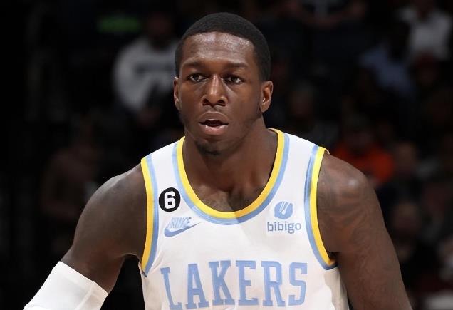 NBA / 主帥怒了!Nunn賽季第6次零分+空位三分不中+防守成漏洞,湖人贏球他卻被罵!-黑特籃球-NBA新聞影音圖片分享社區