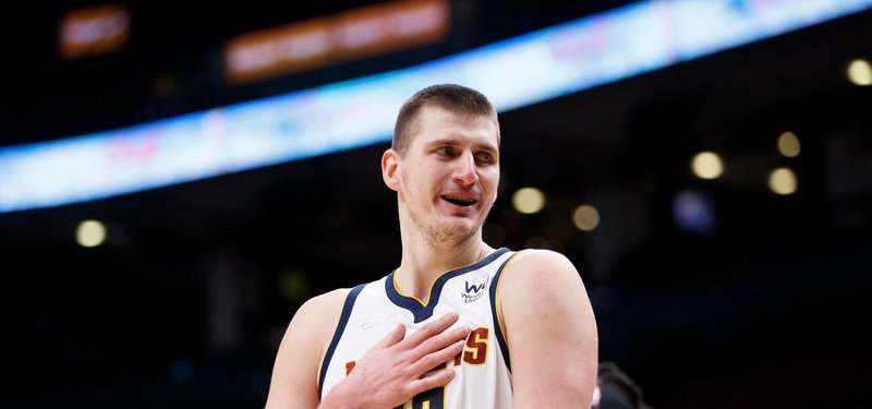 800x375-nikola-jokic-leads-nuggets-past-thunder-in-ot-1669272318759