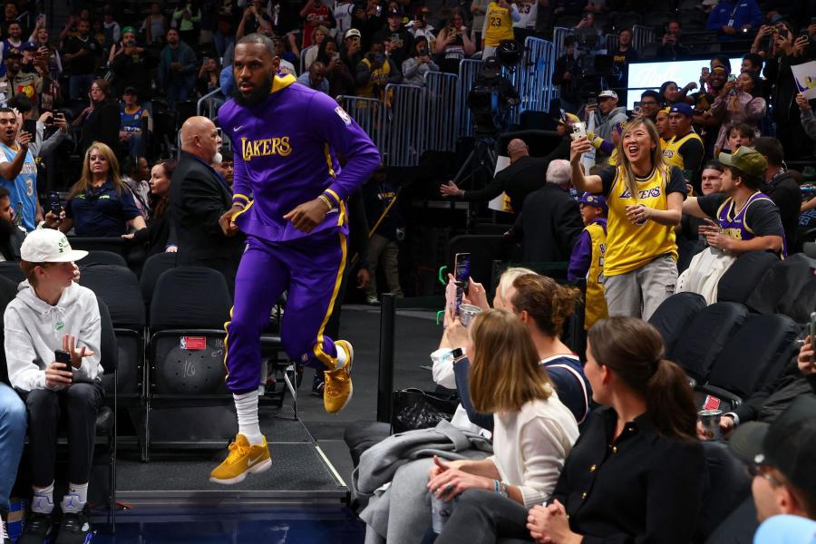 NBA Injury Report: LeBron James upgraded to questionable, Anthony Davis  still probable and more updates on Marcus Smart and Jarrett Allen |  November 18, 2022