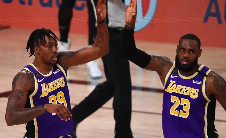 NBA / 蝙蝠俠和美國隊長!霍華德談詹科二人的區別:一個注重技術,一個更全面!-黑特籃球-NBA新聞影音圖片分享社區
