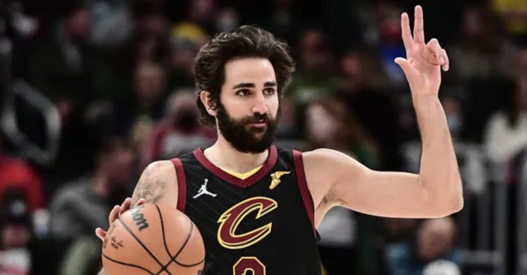 who-are-ricky-rubio-parents-where-is-ricky-rubio-parents-from-what-is-ricky-rubio-parents-nationality-6391b417c93c0-1670493207 (1)