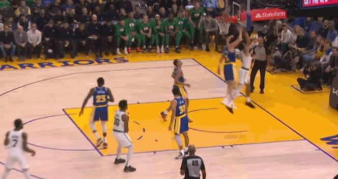 NBA / 一球夢回八年前!湯普森單場鎖死Tatum,球迷:別忘了,他是聯盟頂級3D!-黑特籃球-NBA新聞影音圖片分享社區