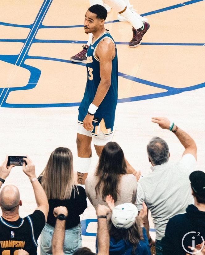 NBA / 砍下生涯第二場40+,勝負值全場最高,普爾帶隊主場4連勝接班柯瑞(影)-黑特籃球-NBA新聞影音圖片分享社區