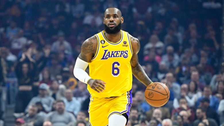 LeBron James out for short-handed Lakers against Raptors | CBC Sports