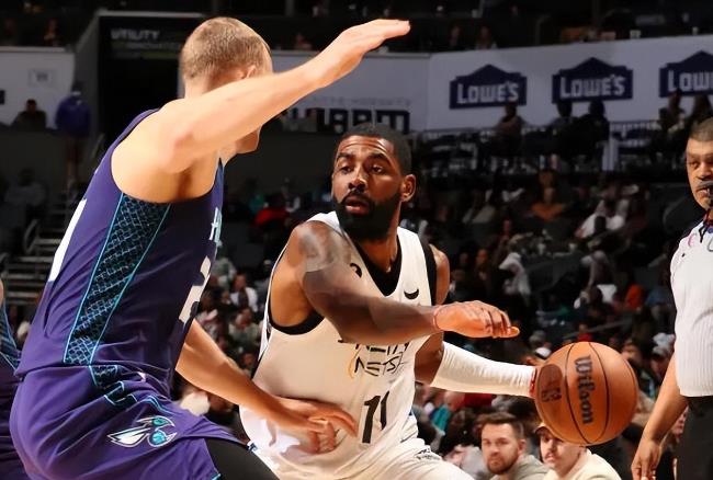 NBA / 擺脫球隊毒藥標籤!厄文12月投出「180俱樂部」重回巔峰,最好的厄文回來了!-黑特籃球-NBA新聞影音圖片分享社區