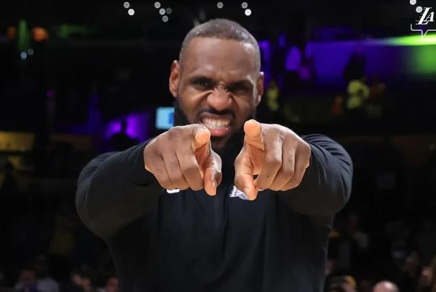 NBA / 湖人橫掃老鷹豪取四連勝!最驚喜的不只是連勝,詹姆斯賽後這番話太霸氣了!-黑特籃球-NBA新聞影音圖片分享社區