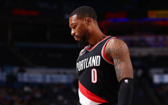 NBA / 5名替補,加起來只得3分!一人一城太辛苦了,他終於明白Curry當年的痛!-黑特籃球-NBA新聞影音圖片分享社區