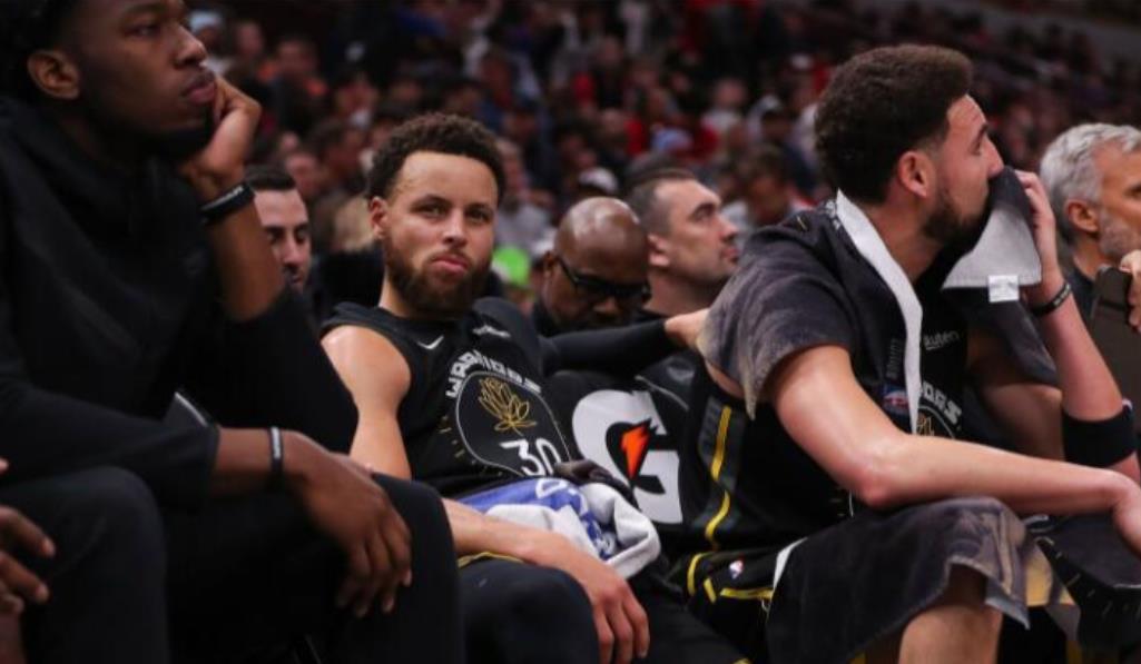 NBA / 4勝17負倒數第二!勇士最大漏洞曝光:僅火箭更差,柯瑞太扎心-黑特籃球-NBA新聞影音圖片分享社區