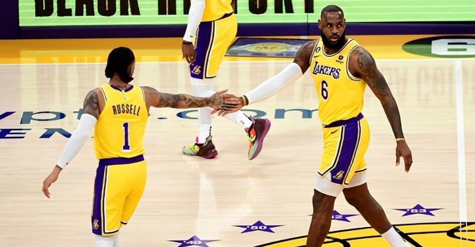 NBA / 三巨頭合砍70+!近20分大勝!新援正負值+43,這富裕仗湖人太久沒打過了!-黑特籃球-NBA新聞影音圖片分享社區