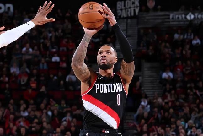 NBA / 爆炸輸出!李拉德狂砍71分創生涯新高,13顆三分球全場沸騰,追平米切爾並列現役最高!-黑特籃球-NBA新聞影音圖片分享社區