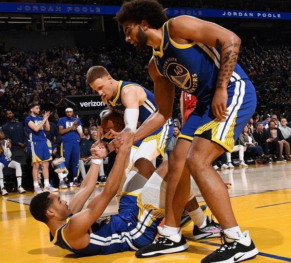 升至第五!普爾引領勇士下半場大逆轉遭調侃:NBA臭豆腐,又臭又香(影)-黑特籃球-NBA新聞影音圖片分享社區