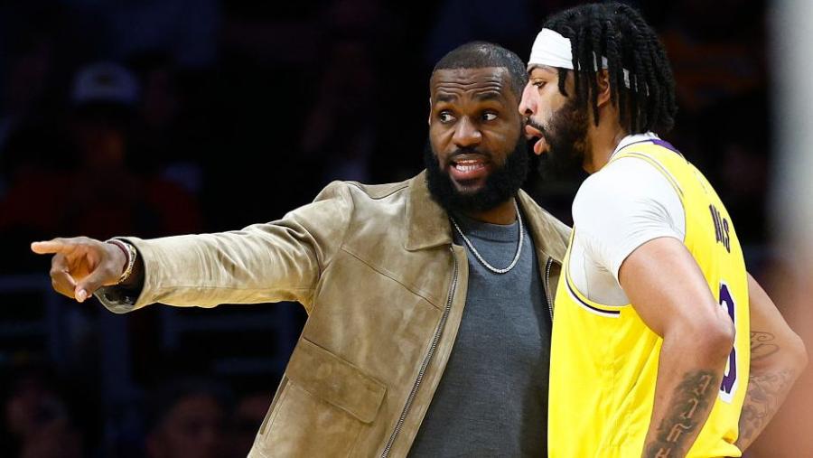 Where's the beef? Anthony Davis says 'Me and Bron have one of the best  relationships' in NBA