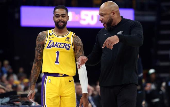 NBA / 3分,3籃板,3失誤,3犯規!就這種的表現,怎麼好意思問湖人要頂薪呢?-黑特籃球-NBA新聞影音圖片分享社區
